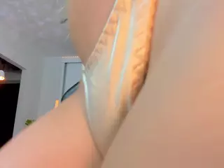 Ivybellee's Live Sex Cam Show