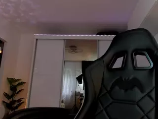 Ivybellee's Live Sex Cam Show