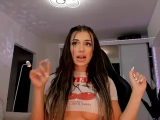 Ivybellee's Live Sex Cam Show