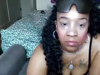 Tinasnoww's Live Sex Cam Show