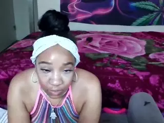 Tinasnoww's Live Sex Cam Show