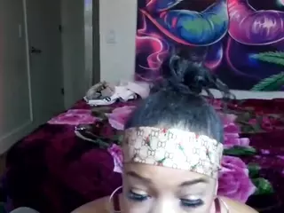 Tinasnoww's Live Sex Cam Show
