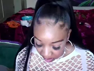 Tinasnoww's Live Sex Cam Show