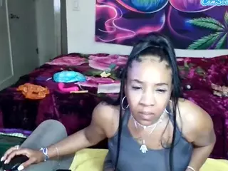 Tinasnoww's Live Sex Cam Show