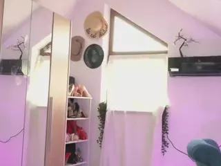 Amaliamour's Live Sex Cam Show