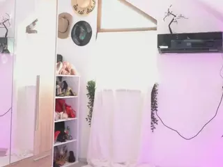 Amaliamour's Live Sex Cam Show