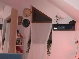 Amaliamour's Live Sex Cam Show