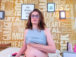 VickyMature's Live Sex Cam Show