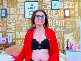 VickyMature's Live Sex Cam Show