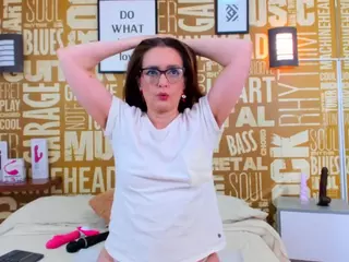 VickyMature's Live Sex Cam Show