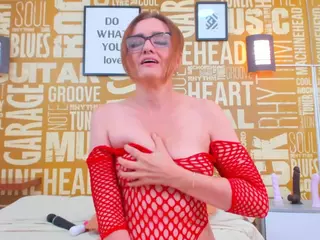 VickyMature's Live Sex Cam Show