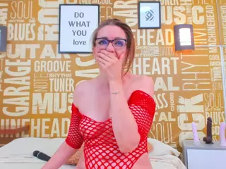 VickyMature's Live Sex Cam Show