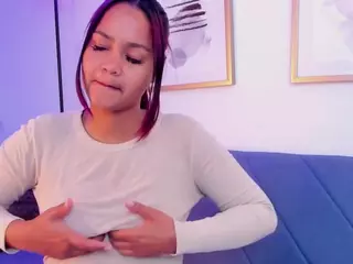 Sweet-juicy1's Live Sex Cam Show