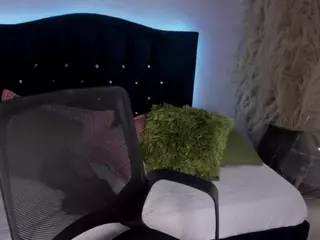 HannaSophiiaa's Live Sex Cam Show