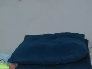 smalltenida69's Live Sex Cam Show
