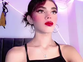 Cristaal-Doll's Live Sex Cam Show