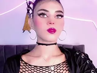 Cristaal-Doll's Live Sex Cam Show