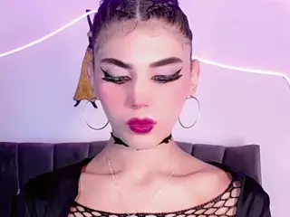 Cristaal-Doll's Live Sex Cam Show