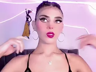 Cristaal-Doll's Live Sex Cam Show