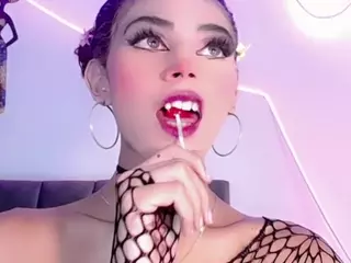 Cristaal-Doll's Live Sex Cam Show