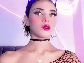 Cristaal-Doll's Live Sex Cam Show