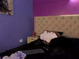 LittleeCherry's Live Sex Cam Show