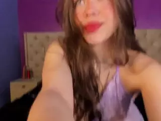 LittleeCherry's Live Sex Cam Show