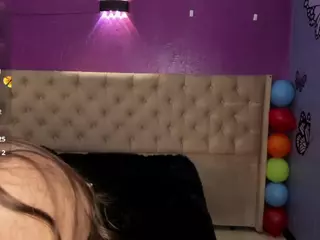 LittleeCherry's Live Sex Cam Show