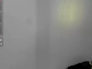 LittleeCherry's Live Sex Cam Show