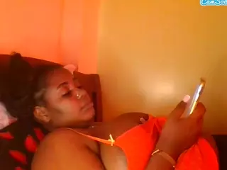 sauccyspoilage's Live Sex Cam Show