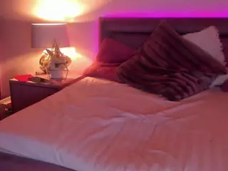 ArtemisKiss's Live Sex Cam Show