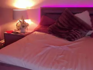 ArtemisKiss's Live Sex Cam Show