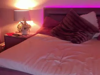 ArtemisKiss's Live Sex Cam Show