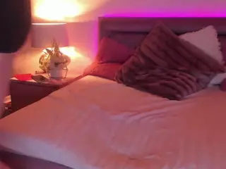 ArtemisKiss's Live Sex Cam Show