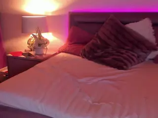 ArtemisKiss's Live Sex Cam Show