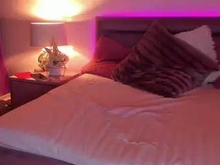 ArtemisKiss's Live Sex Cam Show