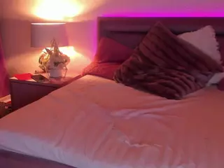 ArtemisKiss's Live Sex Cam Show