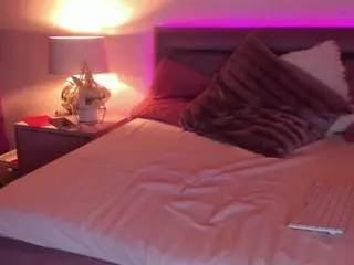 ArtemisKiss's Live Sex Cam Show