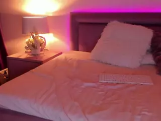 ArtemisKiss's Live Sex Cam Show
