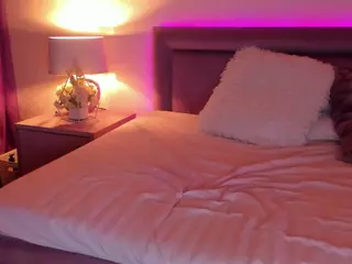 ArtemisKiss's Live Sex Cam Show