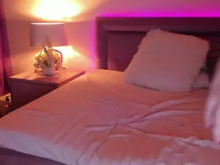 ArtemisKiss's Live Sex Cam Show