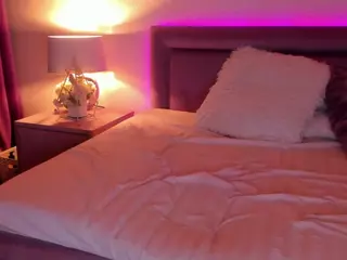 ArtemisKiss's Live Sex Cam Show