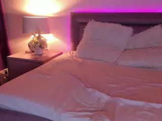 ArtemisKiss's Live Sex Cam Show