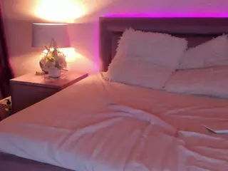 ArtemisKiss's Live Sex Cam Show
