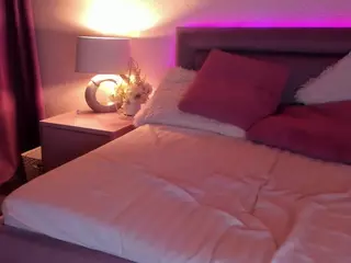 ArtemisKiss's Live Sex Cam Show