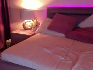 ArtemisKiss's Live Sex Cam Show