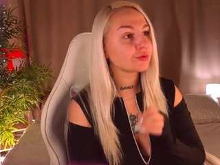 Live cam show with Debbie