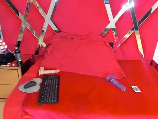 Milanht's Live Sex Cam Show
