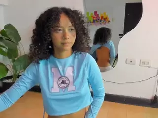 Milanht's Live Sex Cam Show