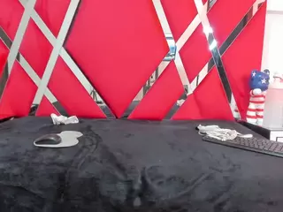 Milanht's Live Sex Cam Show